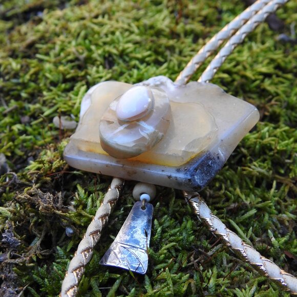 Handmade Artisan Moss Agate & Mexican Opal Bone Silver Bolo Tie - Picture 4 of 10